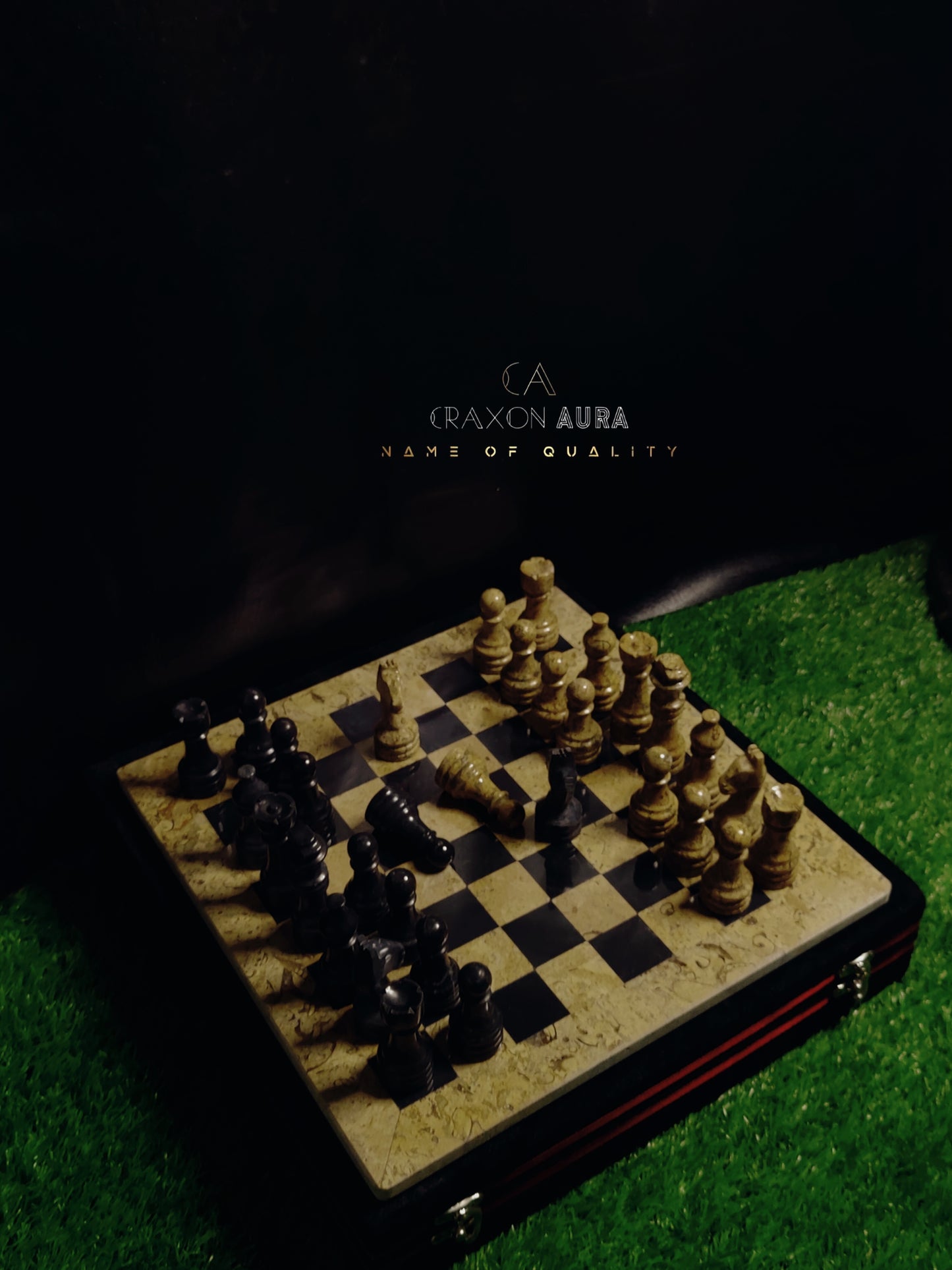 12" Black/Fossil Marble Chess Set