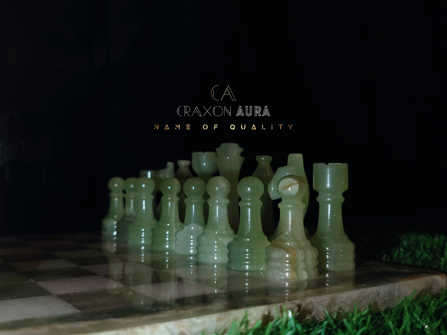 12" Green/White Marble Chess Set