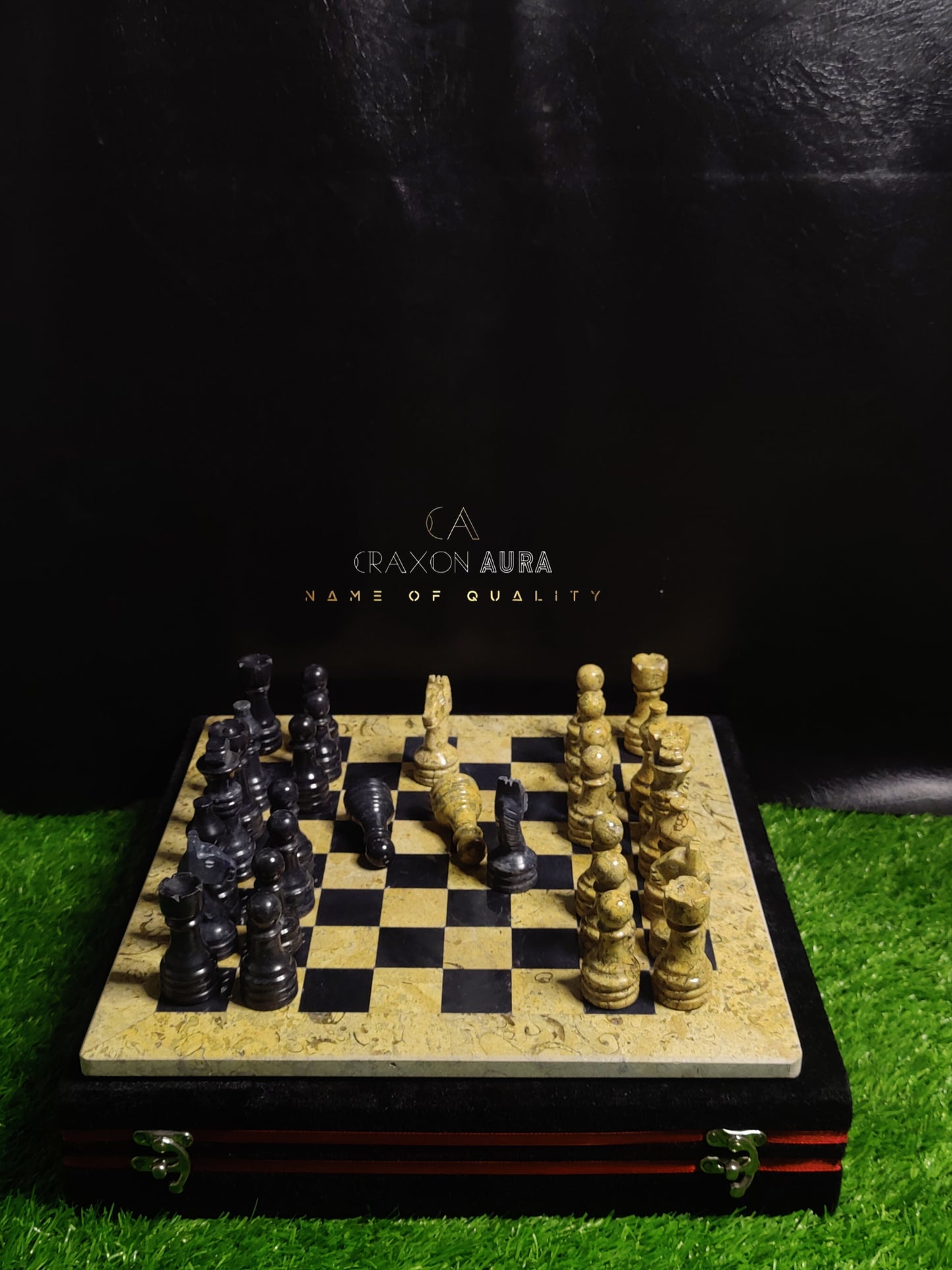 12" Black/Fossil Marble Chess Set